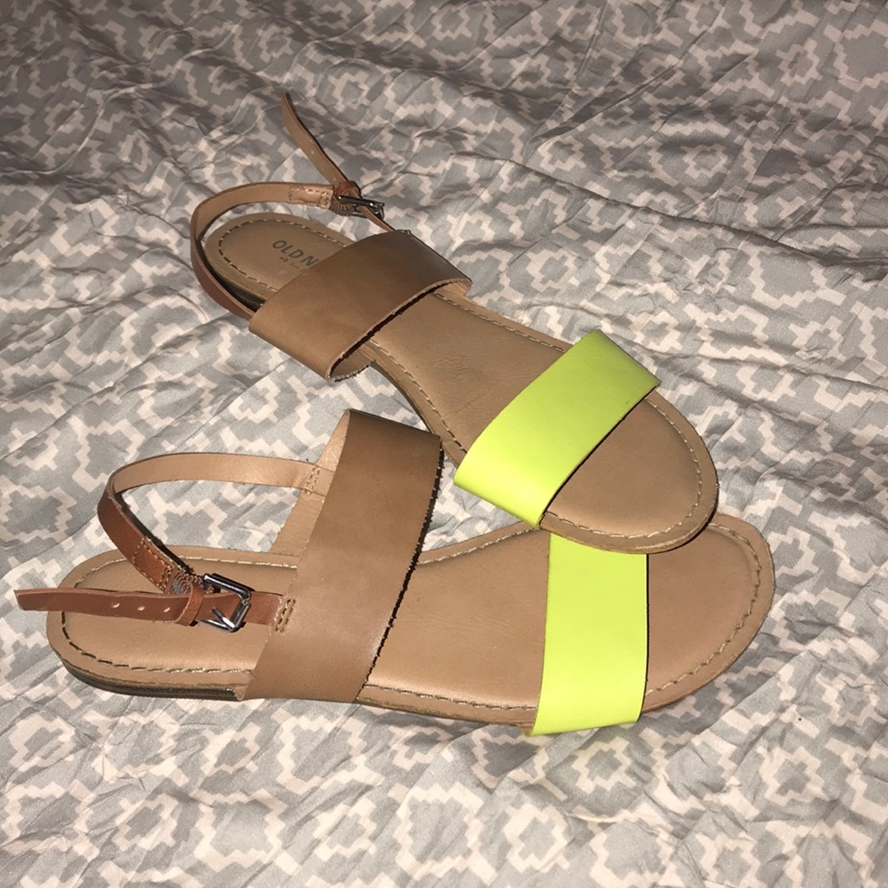 ‼️OLD NAVY SANDALS‼️